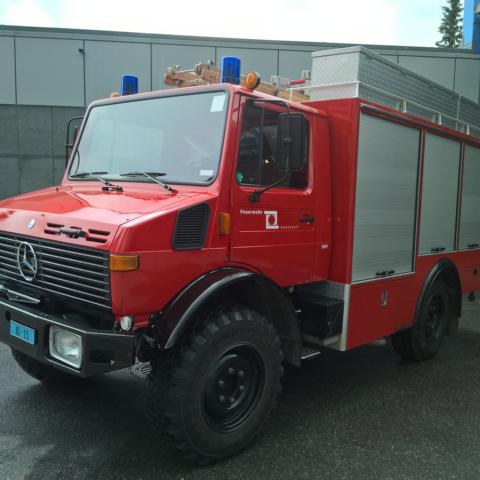 Alter Unimog. Vergrösserte Ansicht