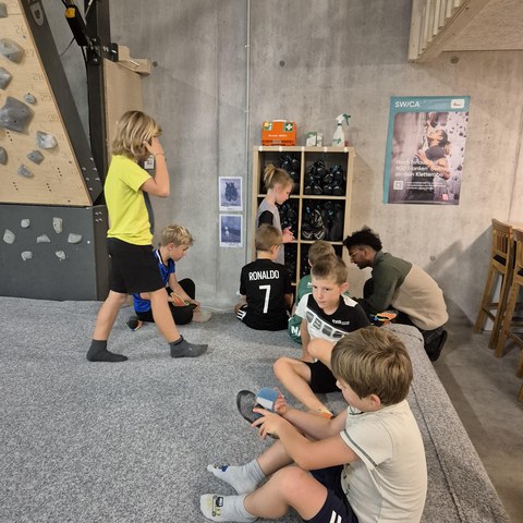 Bouldern_140826.jpg. Vergrösserte Ansicht