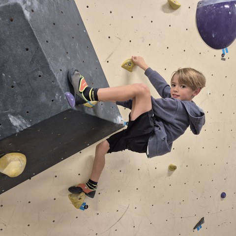 Bouldern_142125.jpg. Vergrösserte Ansicht