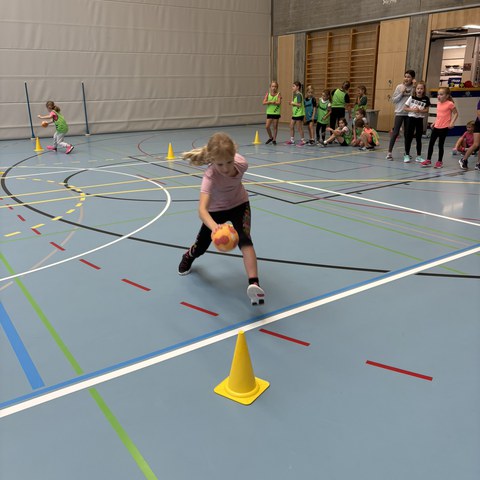 Handball (17).JPEG. Vergrösserte Ansicht