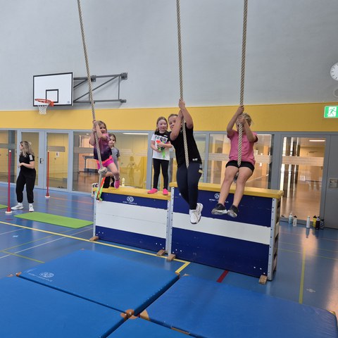 Ninja Parcour_150353.jpg. Vergrösserte Ansicht