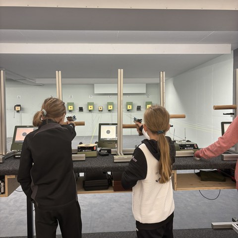 Schiessen (11).JPEG. Vergrösserte Ansicht