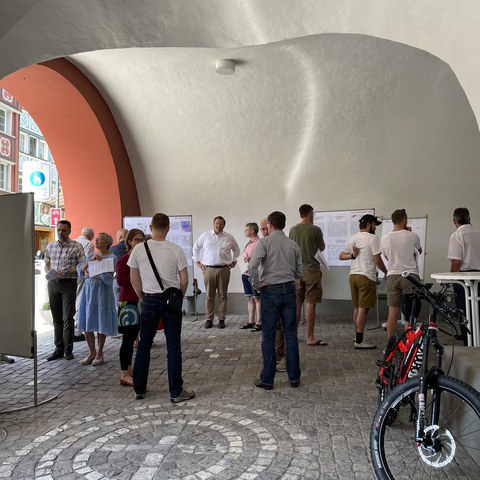 Marktstand Dorfkern ll.. Vergrösserte Ansicht